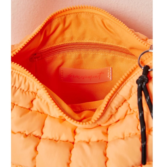 NWT Neon Clementine FP Movement Quilted Sling Bag - Picture 3 of 8